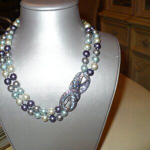 HEIDI  KNOT NOW BLUE MULTI NEW IN GOLD BOX